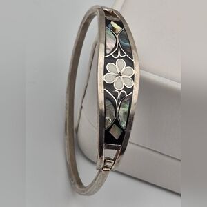 Vintage Alpaca Mexico Abalone & Mother-of-Pearl Flower Cuff Bracelet Black